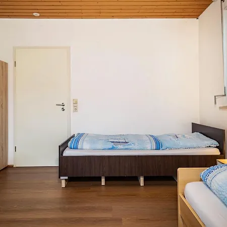 Nguyen Und Le 2 דירה Neukirch (Tubingen)