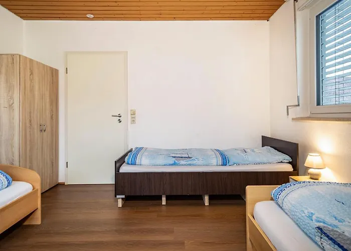 Nguyen Und Le 2 Daire Neukirch (Tubingen)